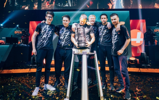 博弈论：解析“信号传递”对诈唬的支撑。（博弈论视角：信号传递如何支撑诈唬）